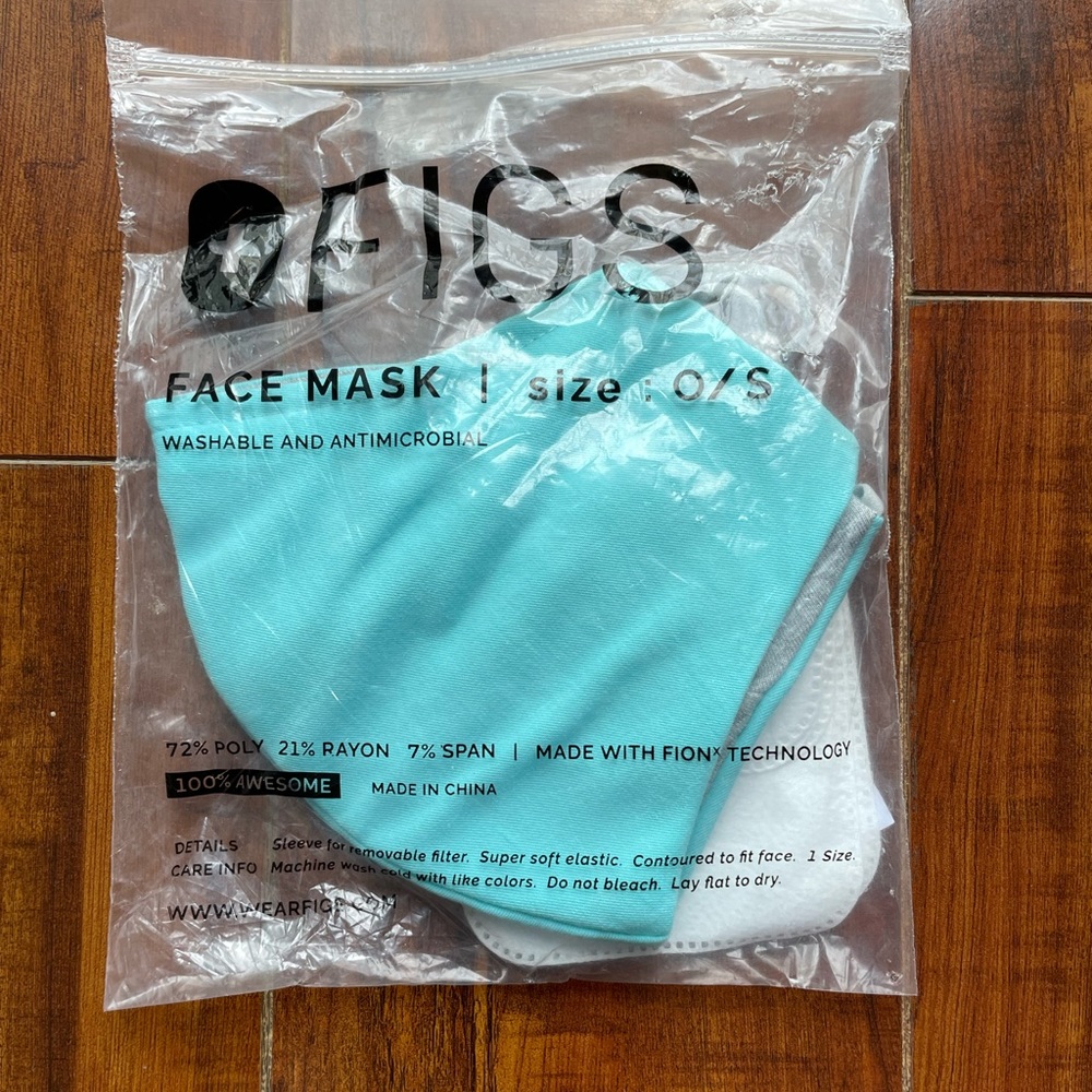 Brand New FIGS Tiffany Blue Face Mask
